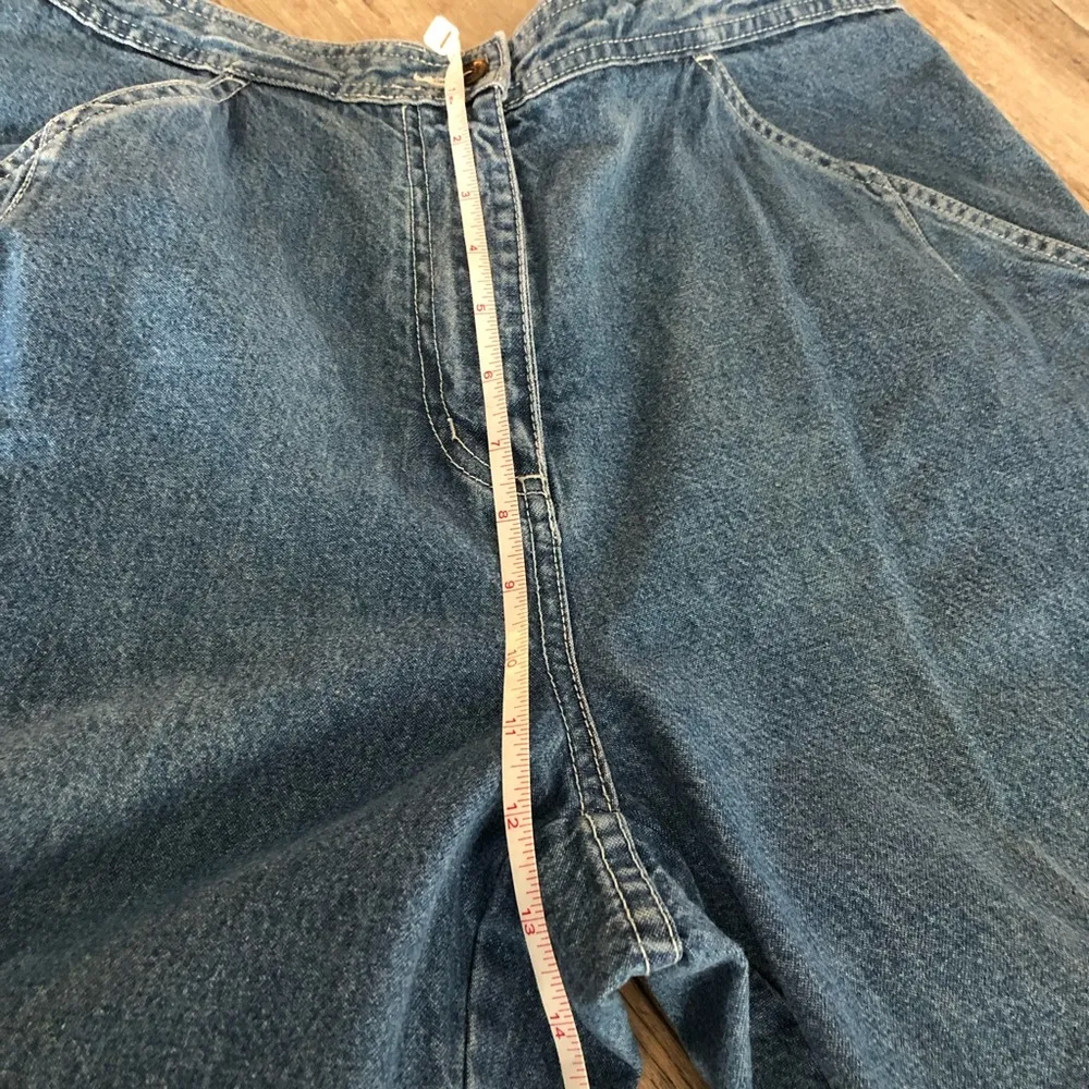 Christopher & Banks Cropped Jeans Women’s Size 10 - Image 8