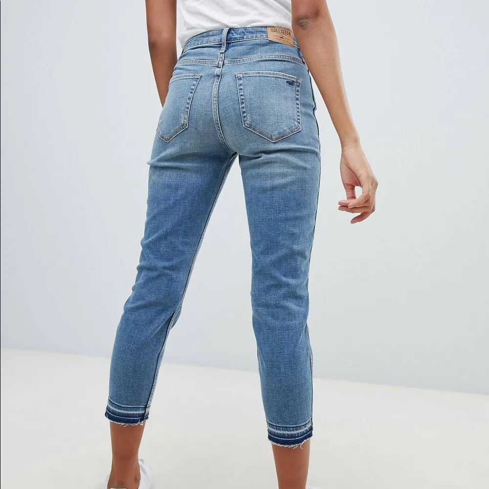 Hollister Distressed Boyfriend High-Rise Jeans - Size 00 - Image 2