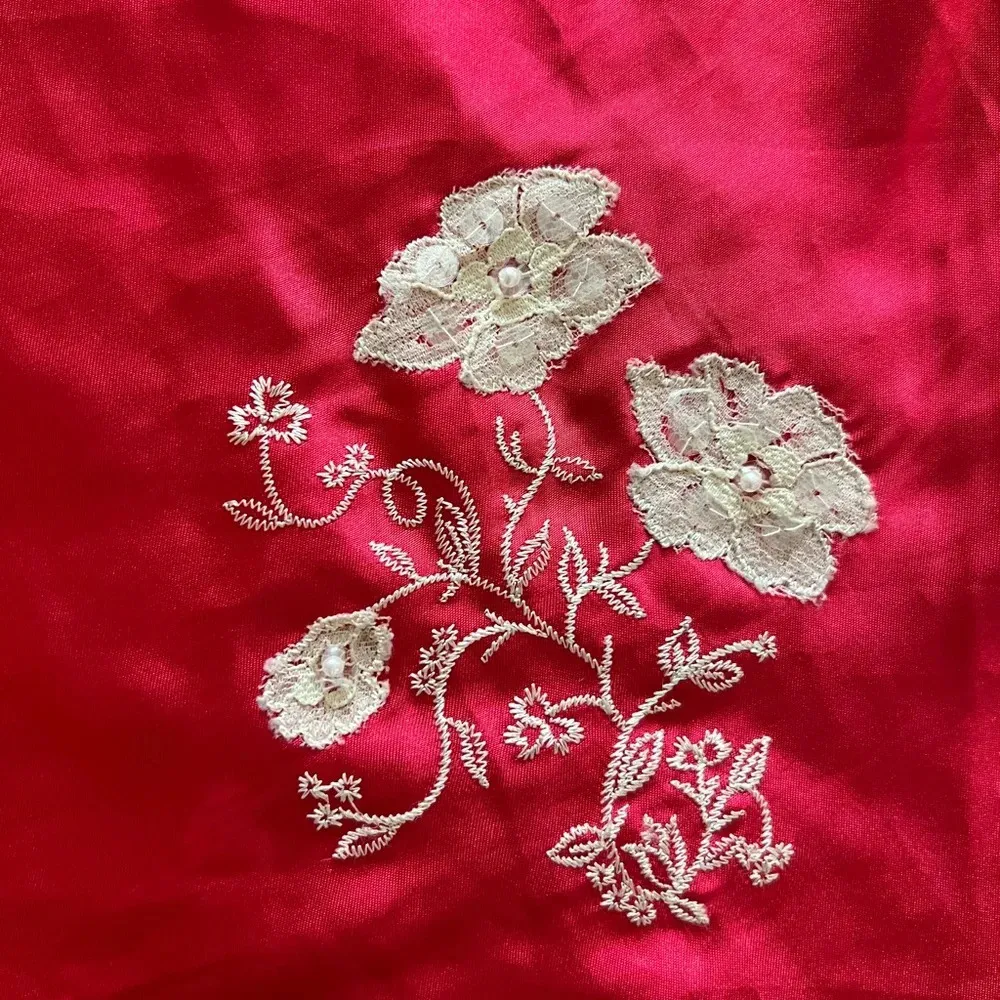 Women’s Secret Treasures Red Pink Lace Embroidered Nightgown Slip Dress size XL - Image 3