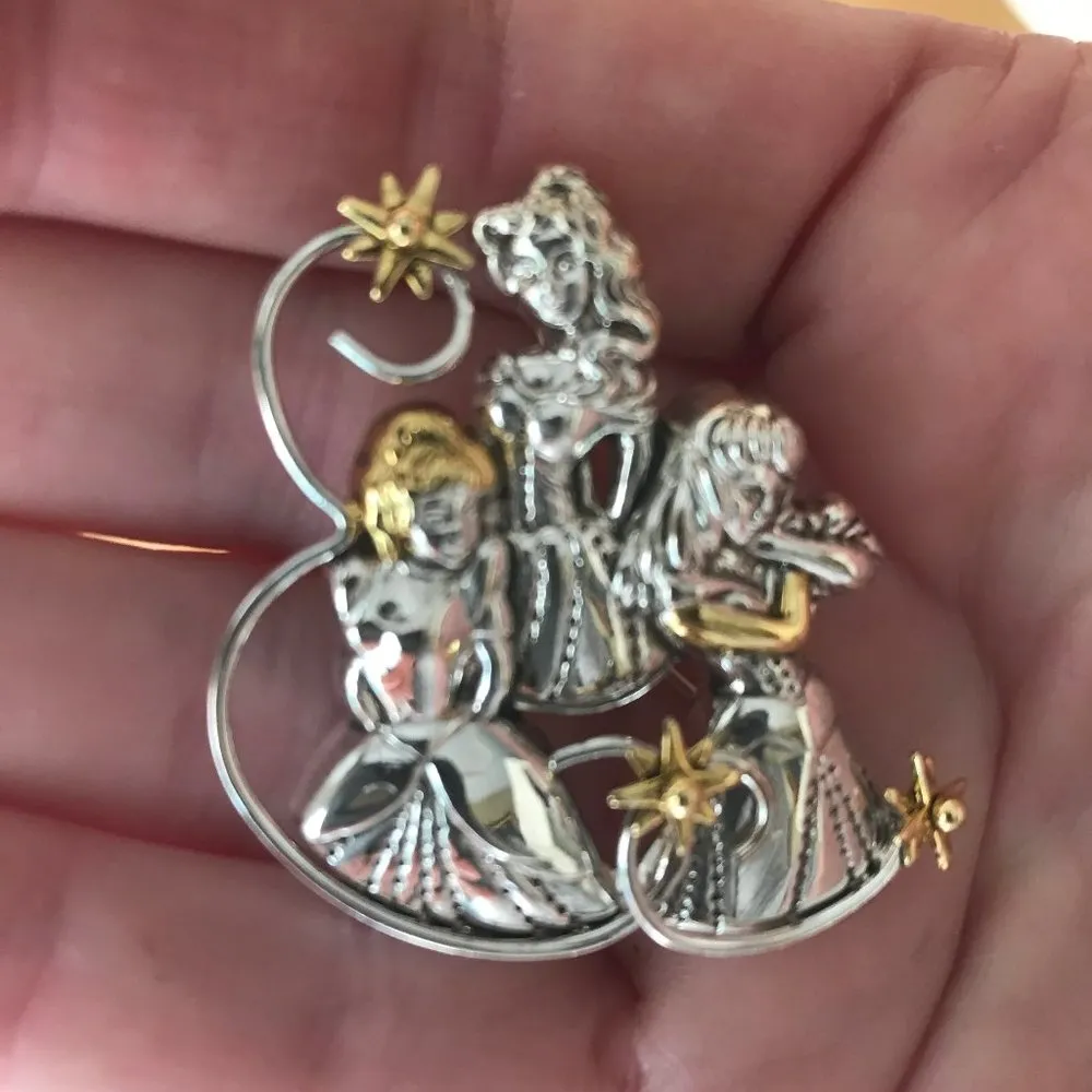 Cinderella Pendant Pin Princess New Broadway Play Silver - Image 2