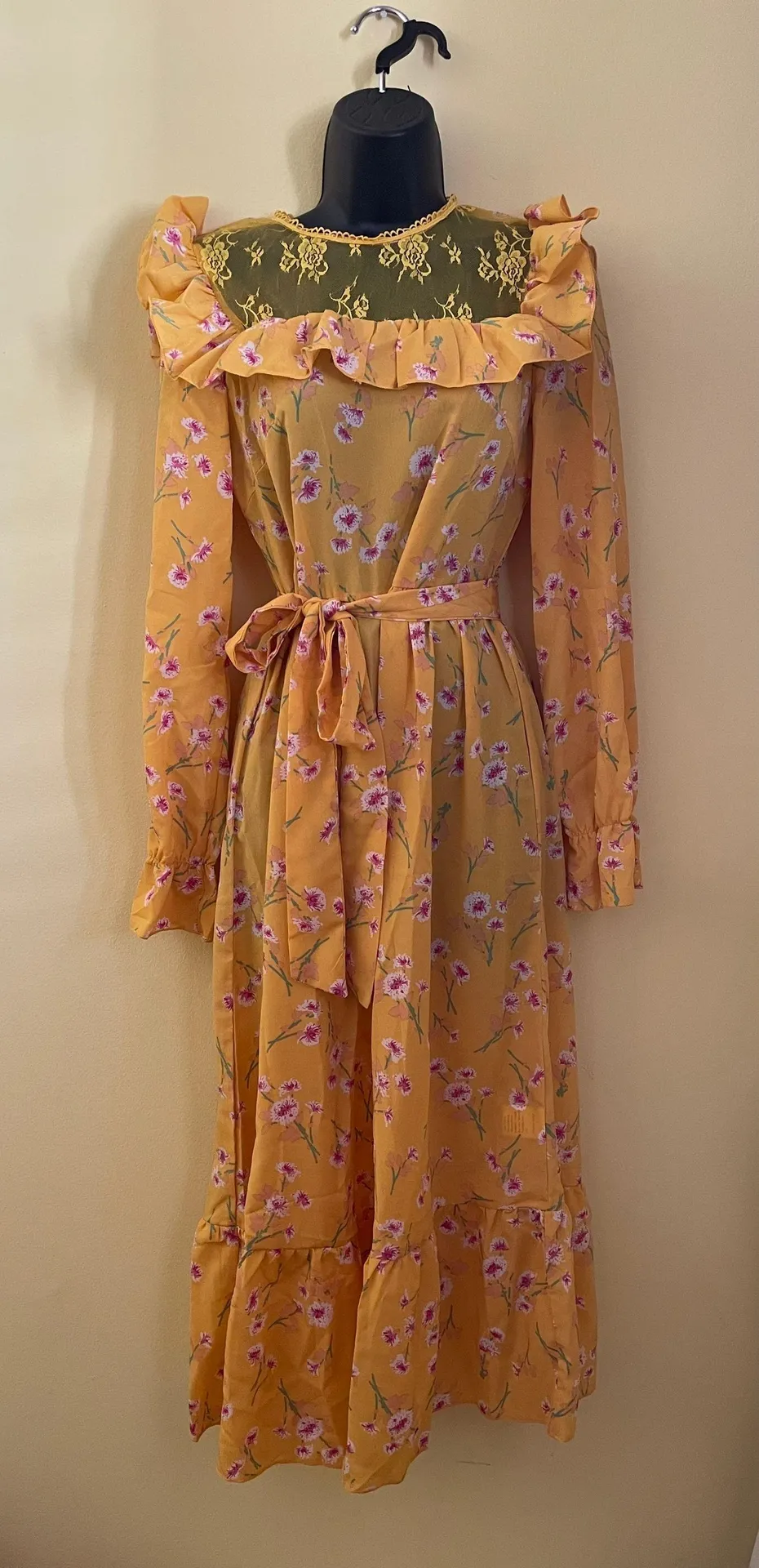 Yellow Floral Maxi Dress new - Image 2
