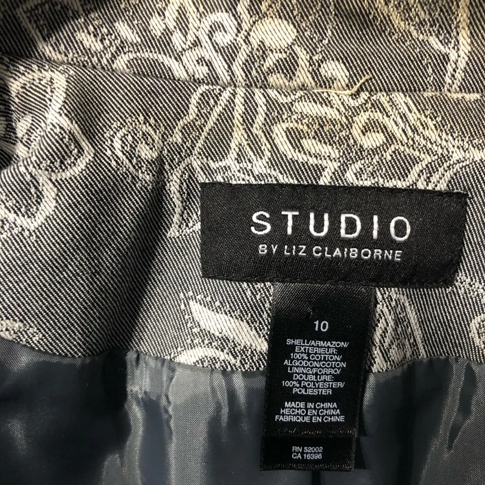 Liz Claiborne Studio by  suit jacket blazer gray paisley women’s size 10 - Image 10