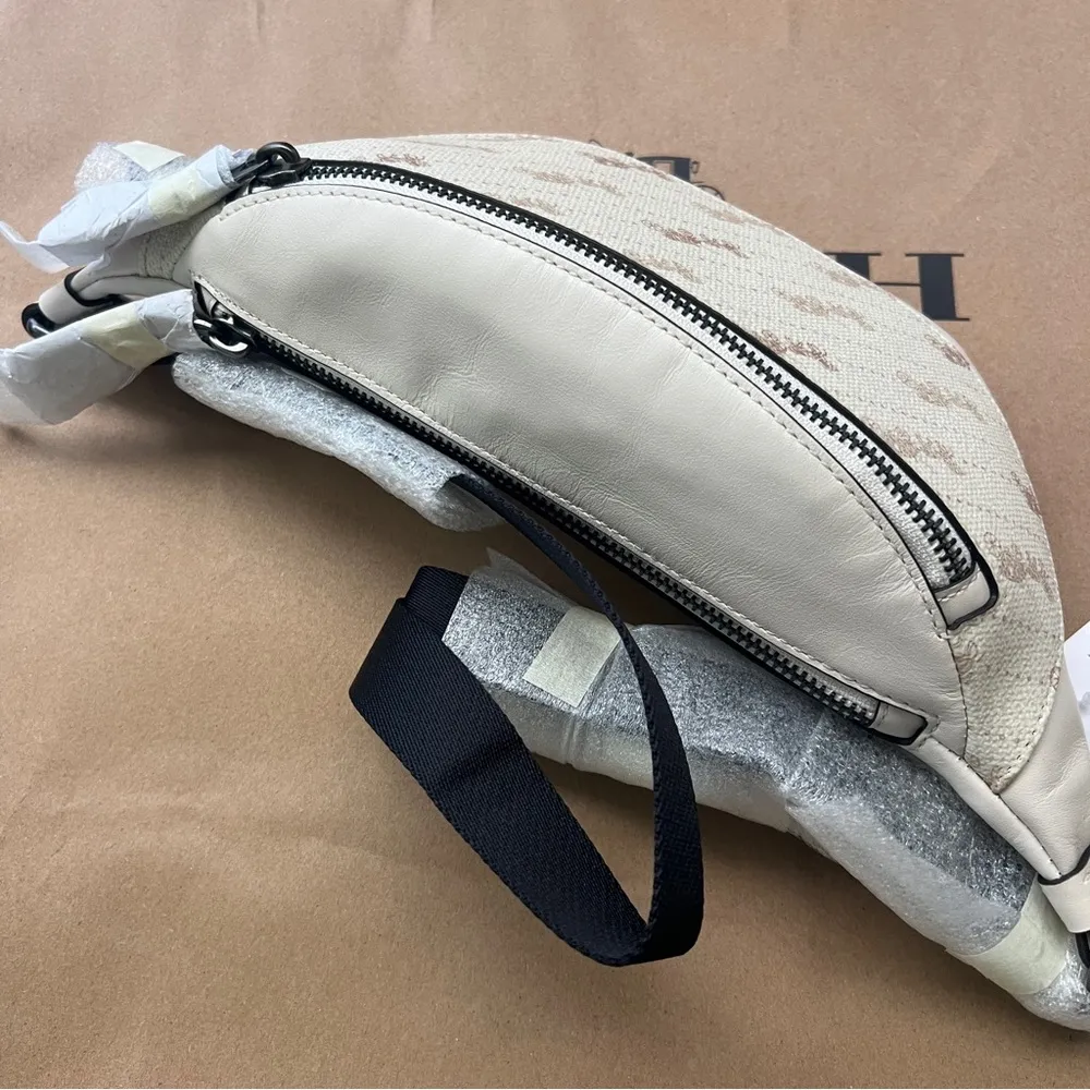 Warren Mini Belt Bag With Horse And Carriage Dot Print coach c4138 - Image 3