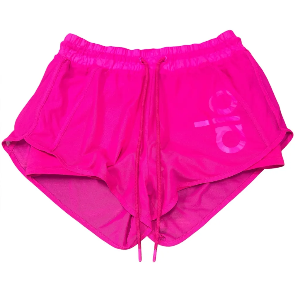 Alo Yoga Ambience Short Hot Pink - Image 2