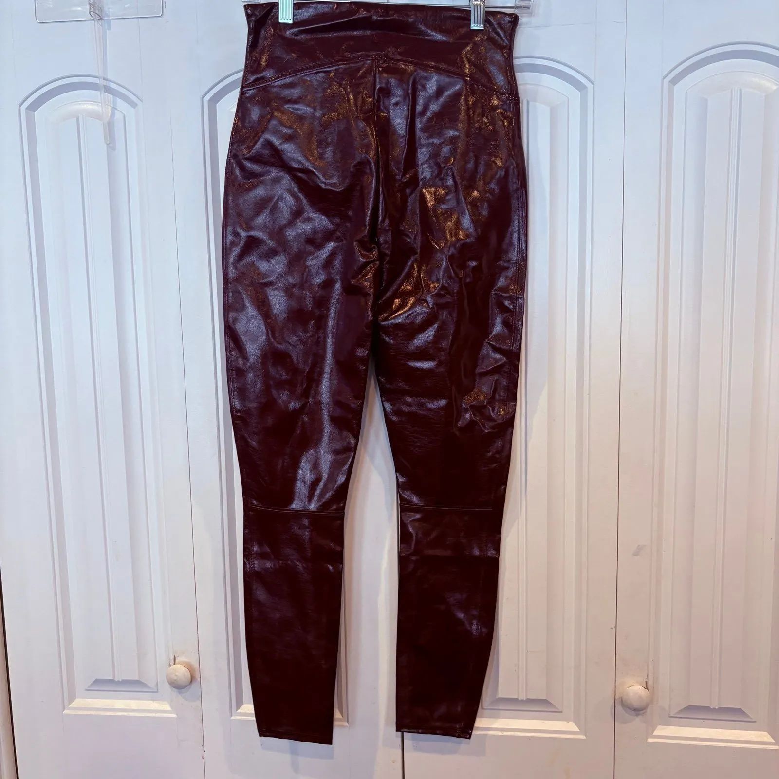Spanx Ruby Faux Patent Leather Leggings Size Medium‎ - Image 2