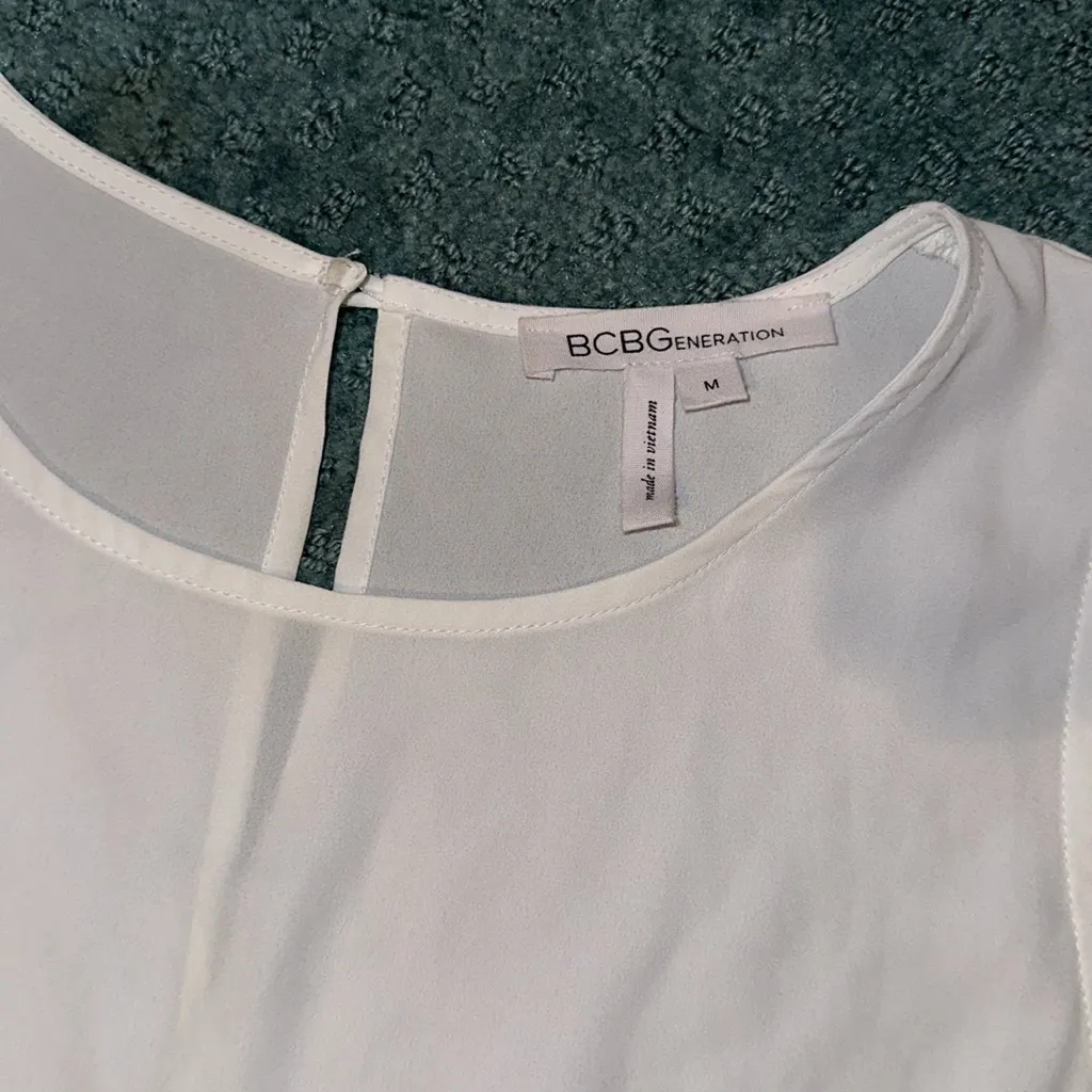 Bcbg generation tank knot front sheer white medium - Image 2