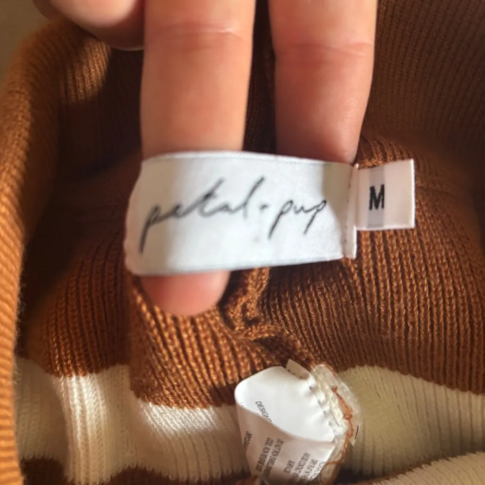 Petal and Pup  Stripe Knit Shorts | Medium - Image 2