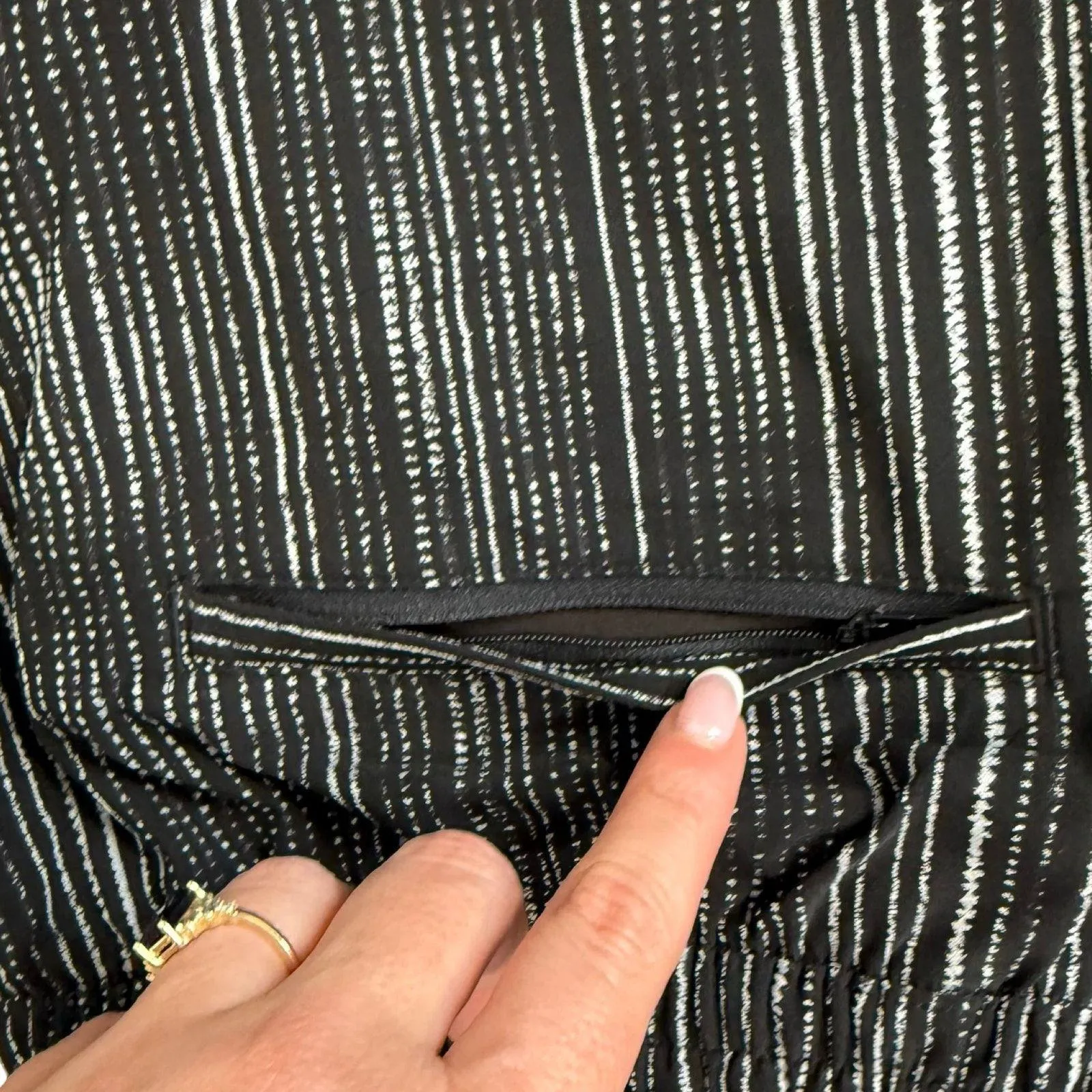 Athleta Black White Amara Stripe Arrival Ankle Pull On Pants Size 4 P Petite - Image 11