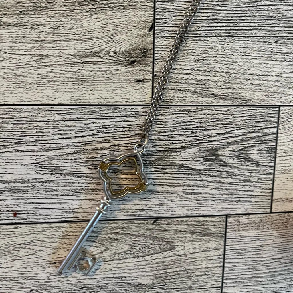 3 costume‎ jewelry necklaces - Image 2