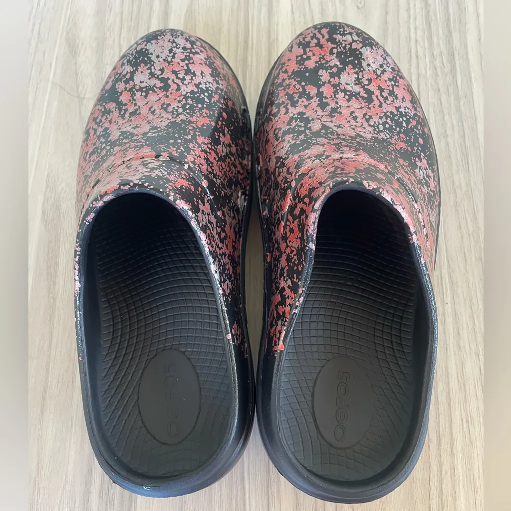 OOFOS Black and Pink Women's Sandals Size 6 - Image 3