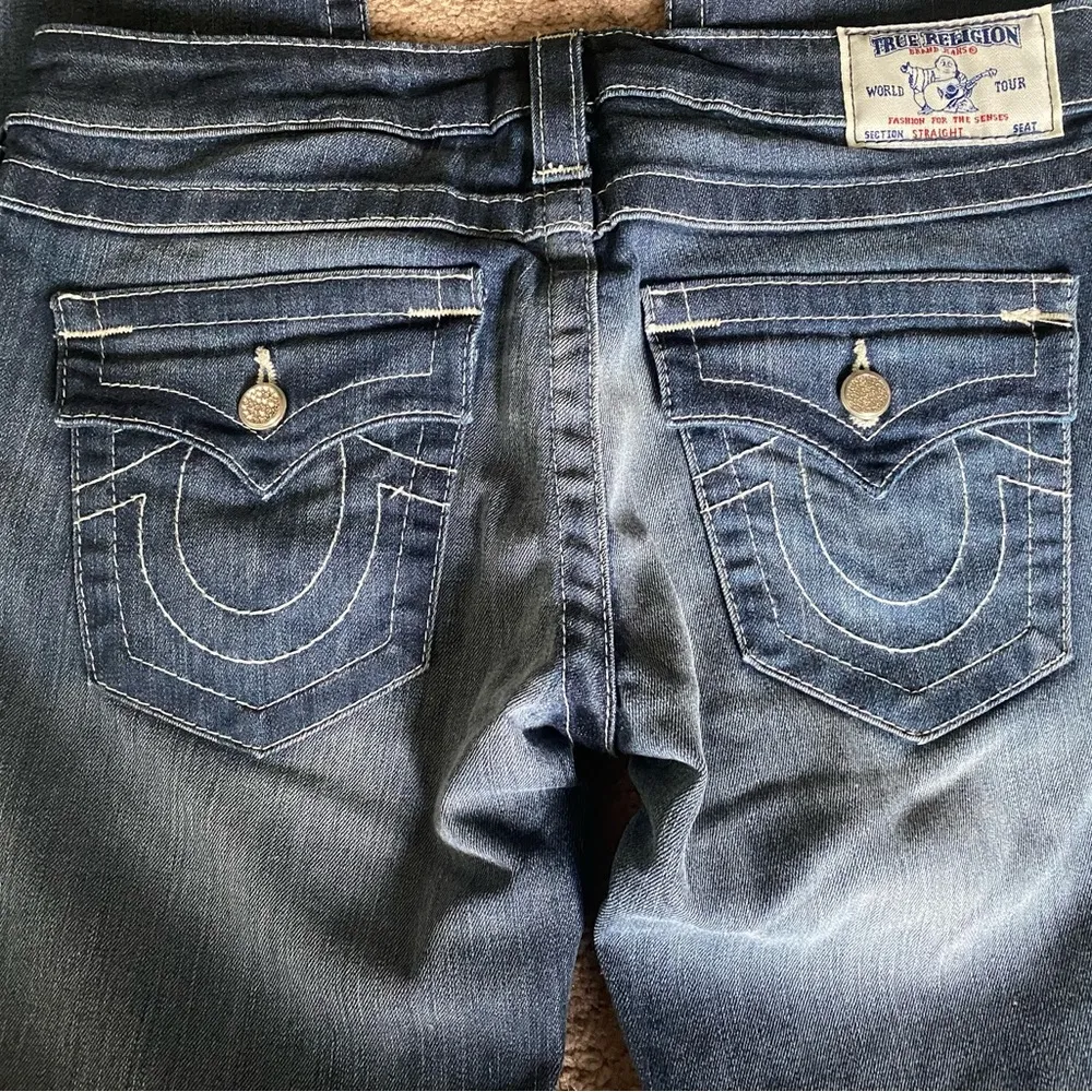 Low Rise 5 Pocket Jeans Size 28 EUC - Image 6