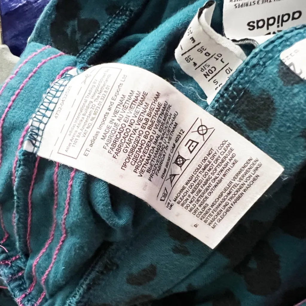 Adidas Allover Tech Mineral Black Cheetah Leopard Animal Print Pattern Leggings  - Image 3