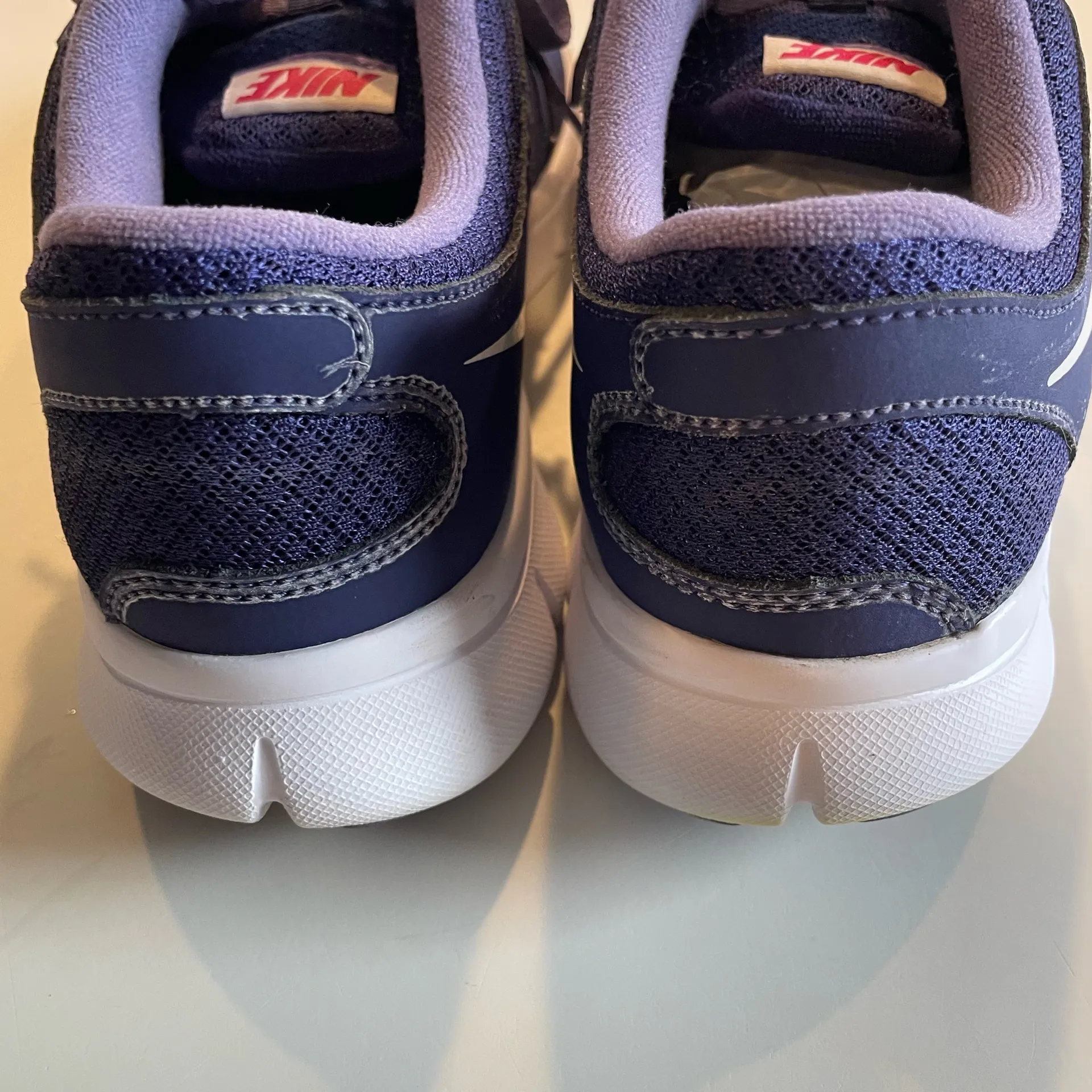 Nike Flex Experience Running Shoes Women’s Size 8 Purple White - Image 7