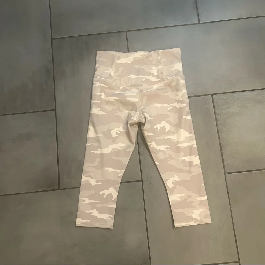 Athleta Elation Camo Crop in Grey Winter - Image 3