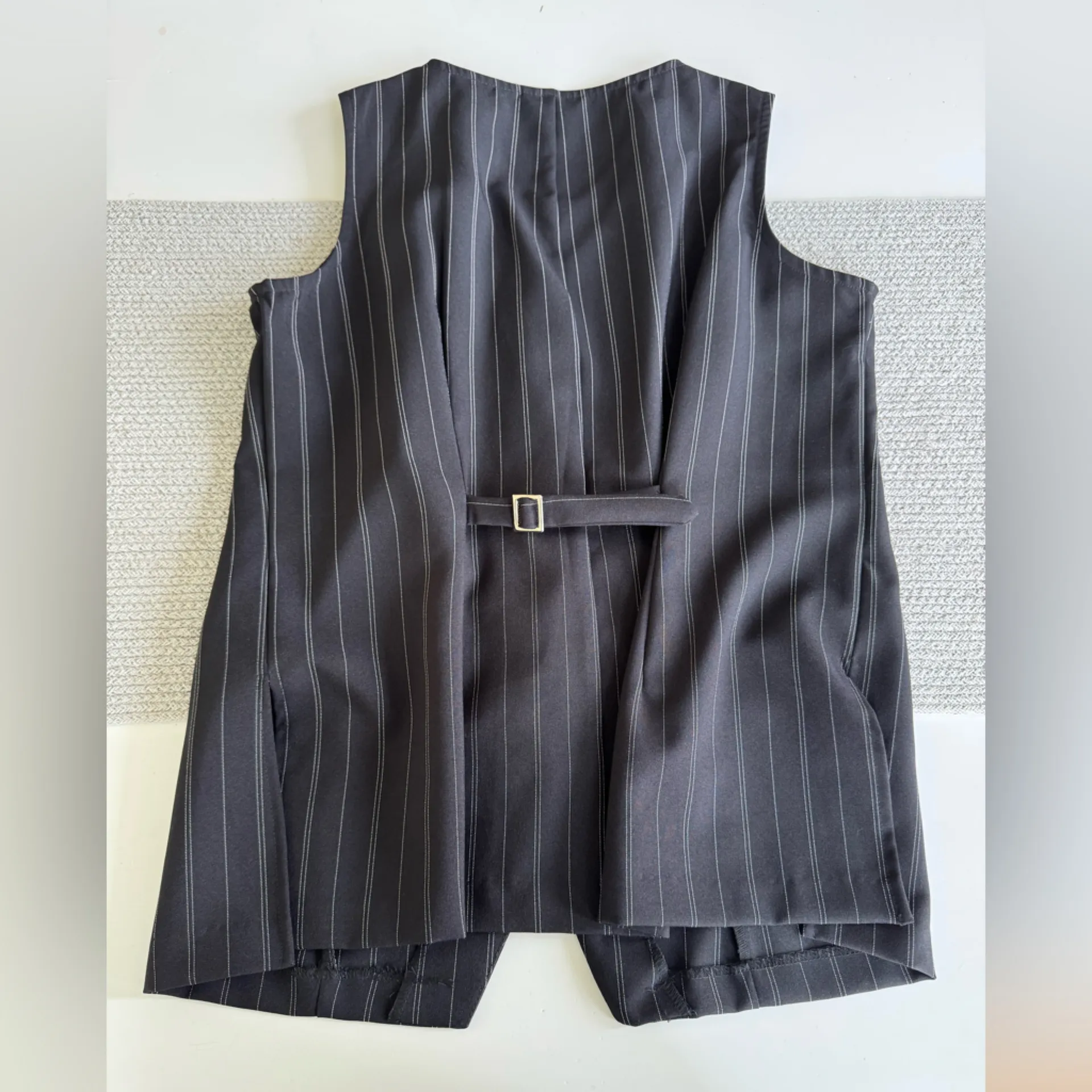 Vintage 90s D.B.Y Black Pinstripe Longline Buckle Back Vest Top Size 13 - Image 9