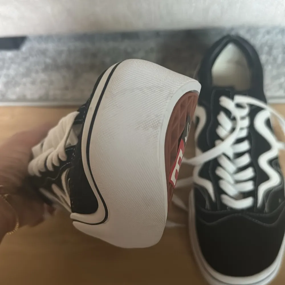 Vans Wavy Baby Black Sneakers - Image 5