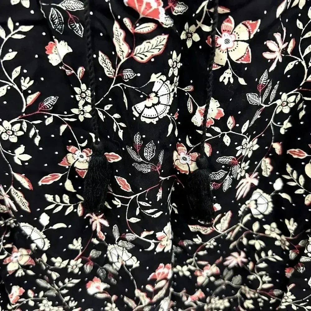 Old Navy ditsy floral top womens large black‎ oversized tassel cottagecore boho - Image 2