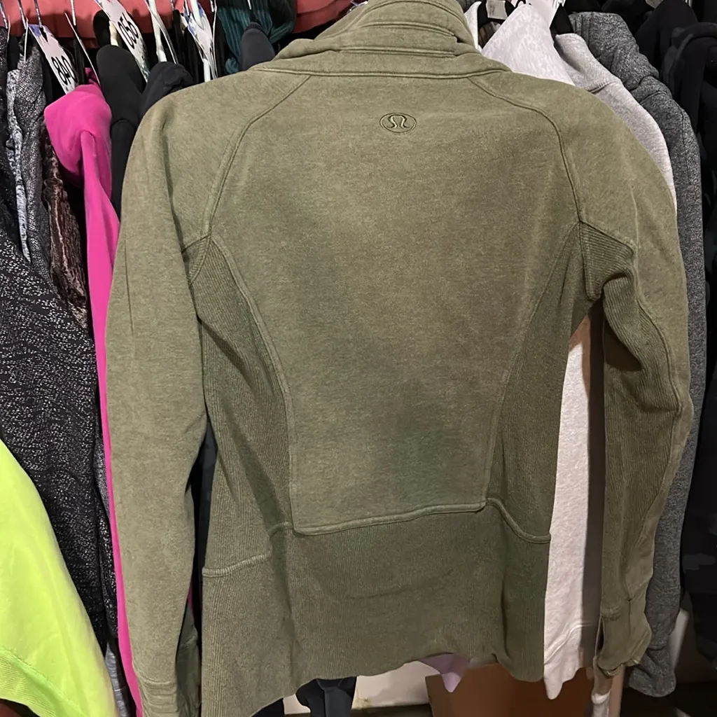 Lululemon Radiant Jacket II - Image 4