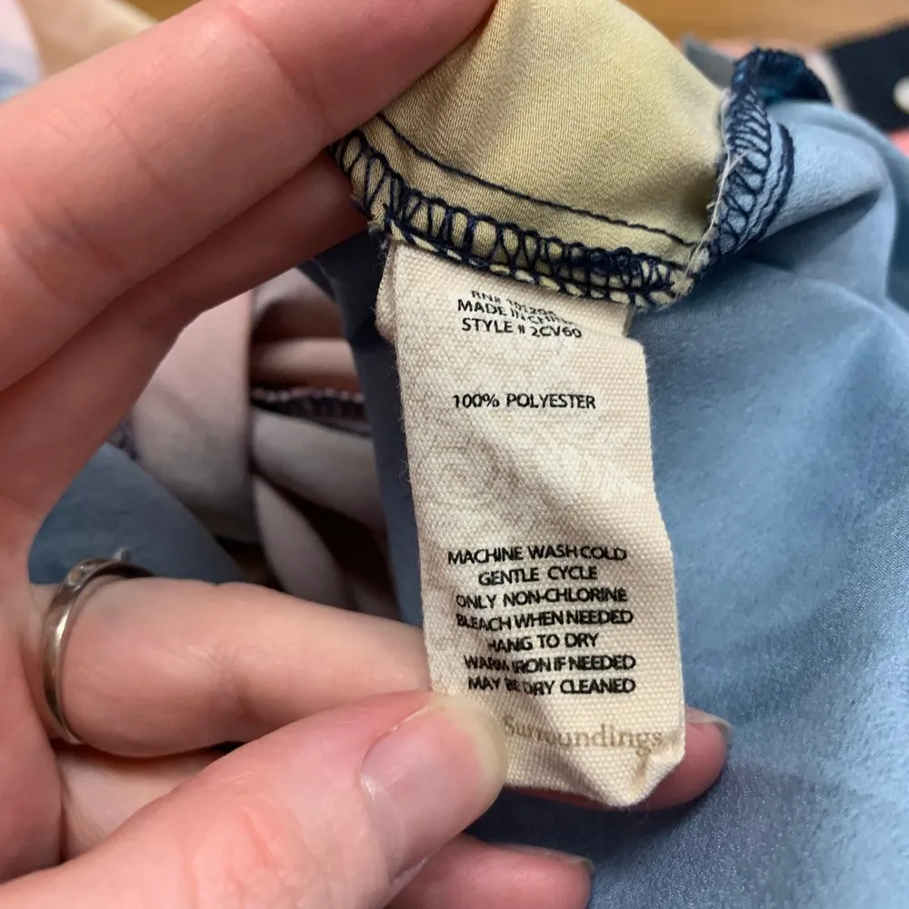 Soft Surroundings Watercolor Button Down Shirt Women Size Medium Long Sleeve Top - Image 5