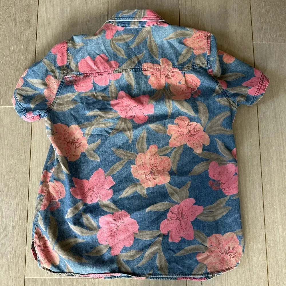 Vintage ‘90s Pink Floral Short Sleeve Button-up Shirt - Image 2