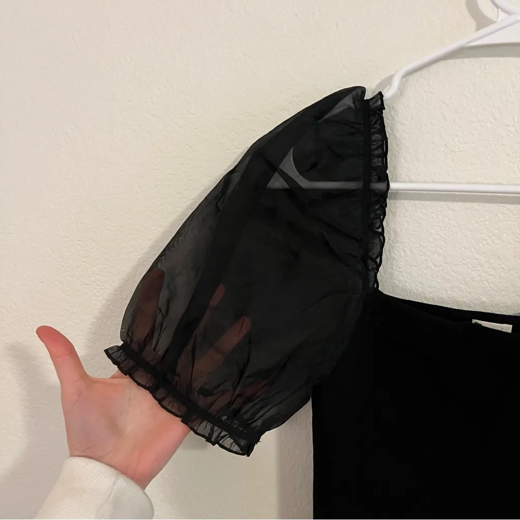 Aritzia Wilfred Sheer-Sleeve Top - Image 3