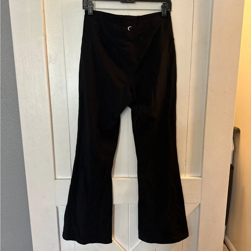 ZYIA Active Black Flare Leggings - Image 5