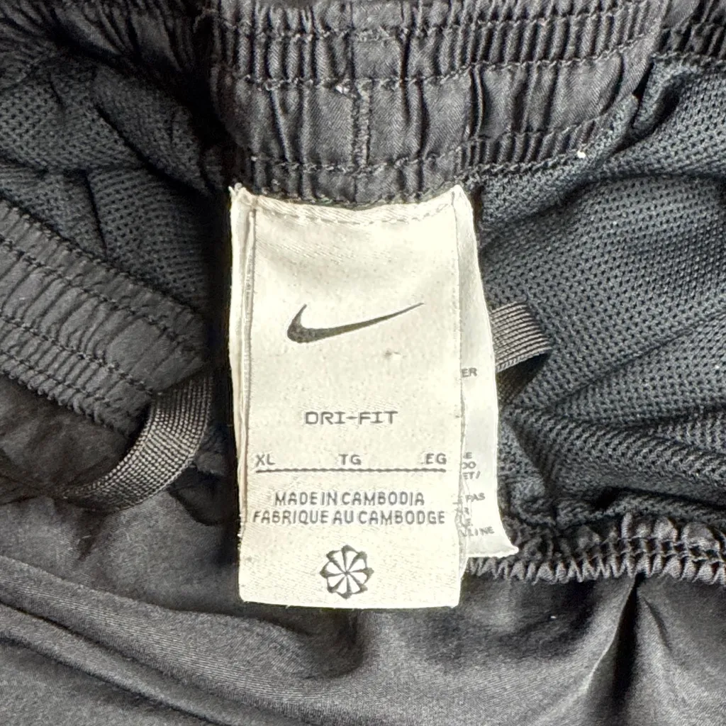 Nike 90’s  Black Track Pants with Pink Logo - Image 2