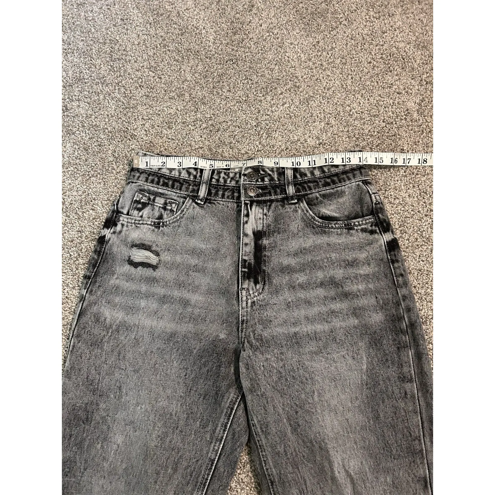Vervet Mom Jeans Size 28 X 26" Inseam Distressed Denim Raw Hems Gray‎ - Image 3
