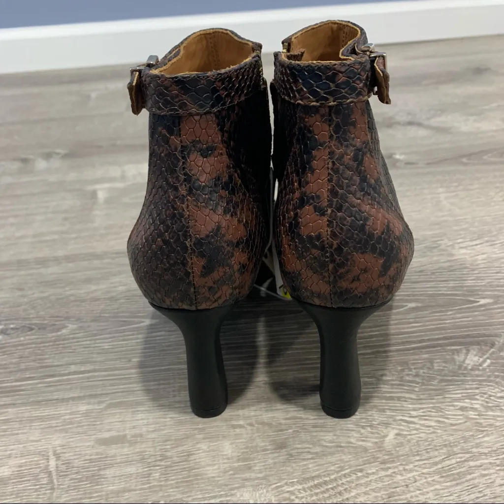 Joie Rawly Snakeskin-Embossed Leather Ankle Boots - Image 10