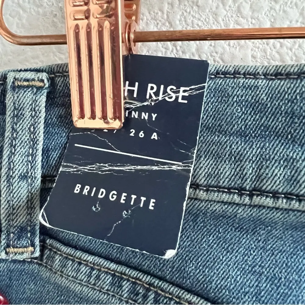 NWT Lucky Brand High Rise Skinny Bridgette Jeans Distressed Exposed Button Fly 2 - Image 9