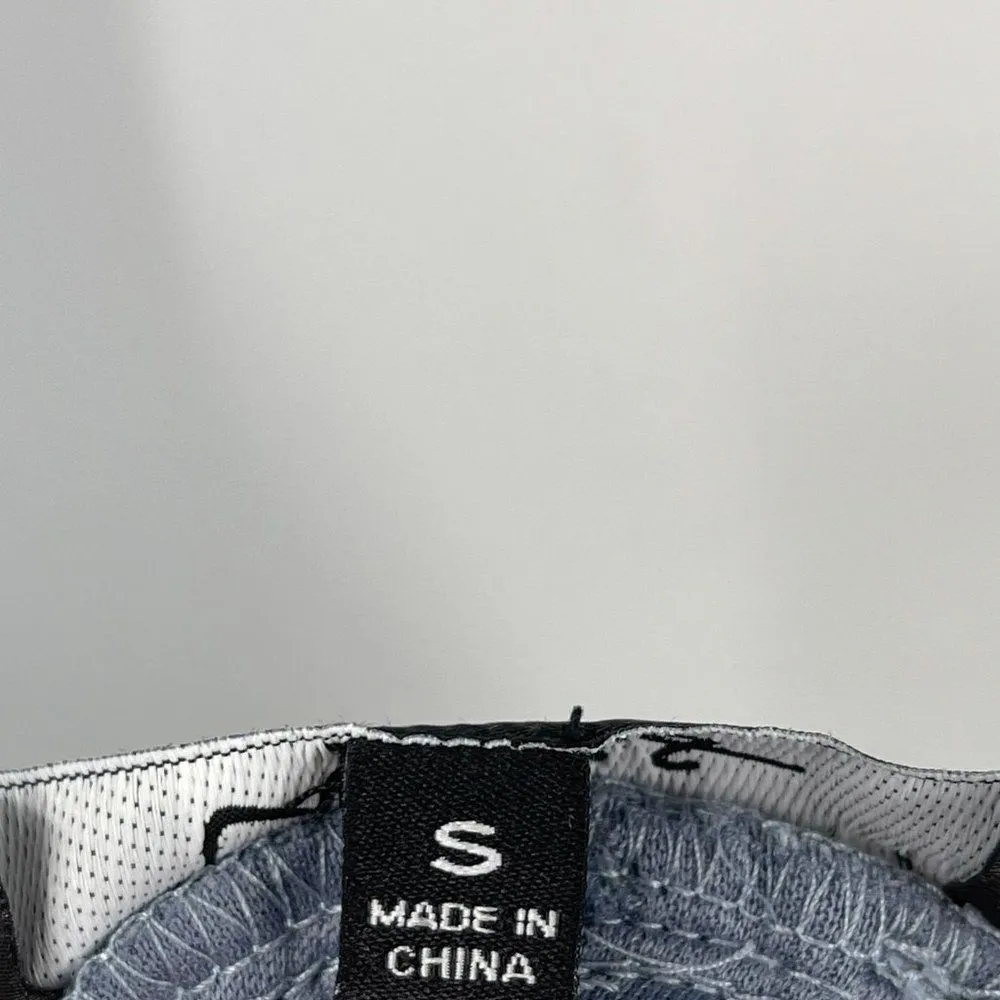 Lulu's Tender Moments Chambray Off the Shoulder Tie Sleeve Cropped Blouse Top - Image 9