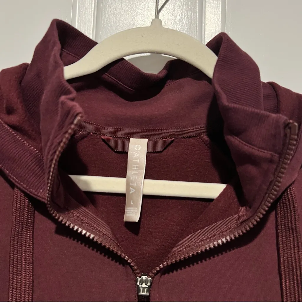 Athleta Triumph Hoodie Large Maroon Burgundy Wine Sweatshirt Full Zip Pockets - Image 5