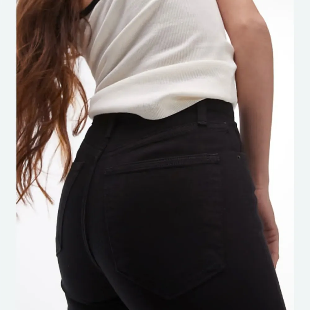 Topshop Jamie Jeans with Knee Rip size 30 - Image 2