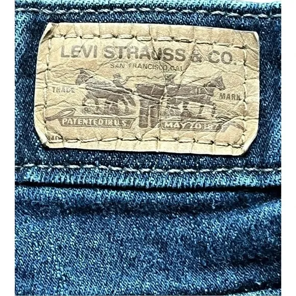 Levi Mid Rise Skinny Cutoff Jean‎ Shorts Denim Distressed Women Size 8 - Image 8