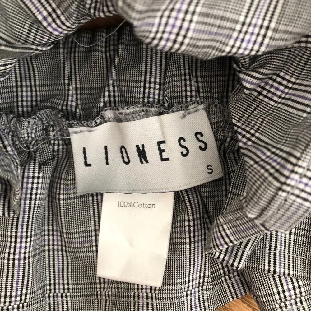 Lioness - Plaid Sleeveless Crop Top Ruffle Top S - Image 4