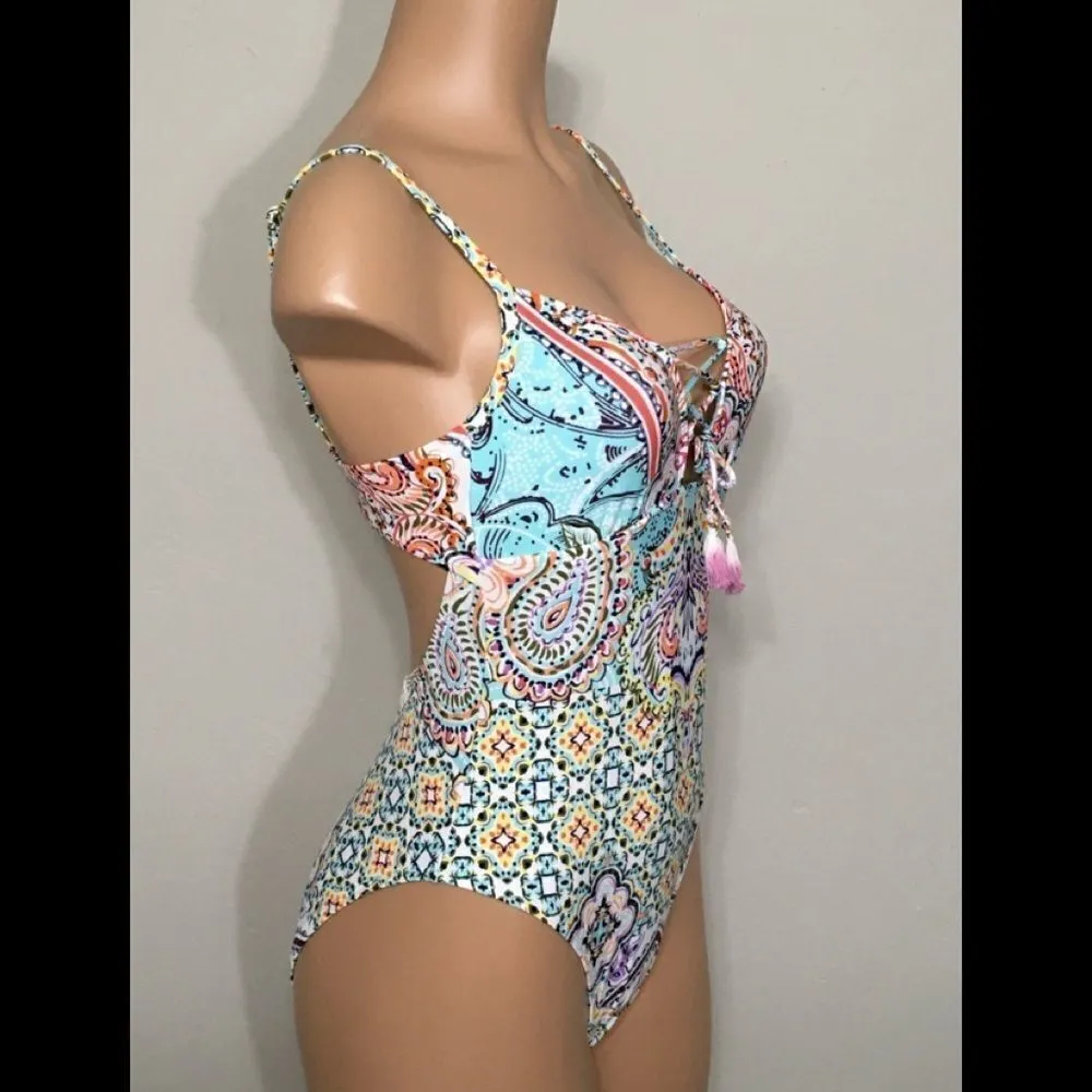 Kenneth Cole lace-up tile swimsuit. NWT - Image 4