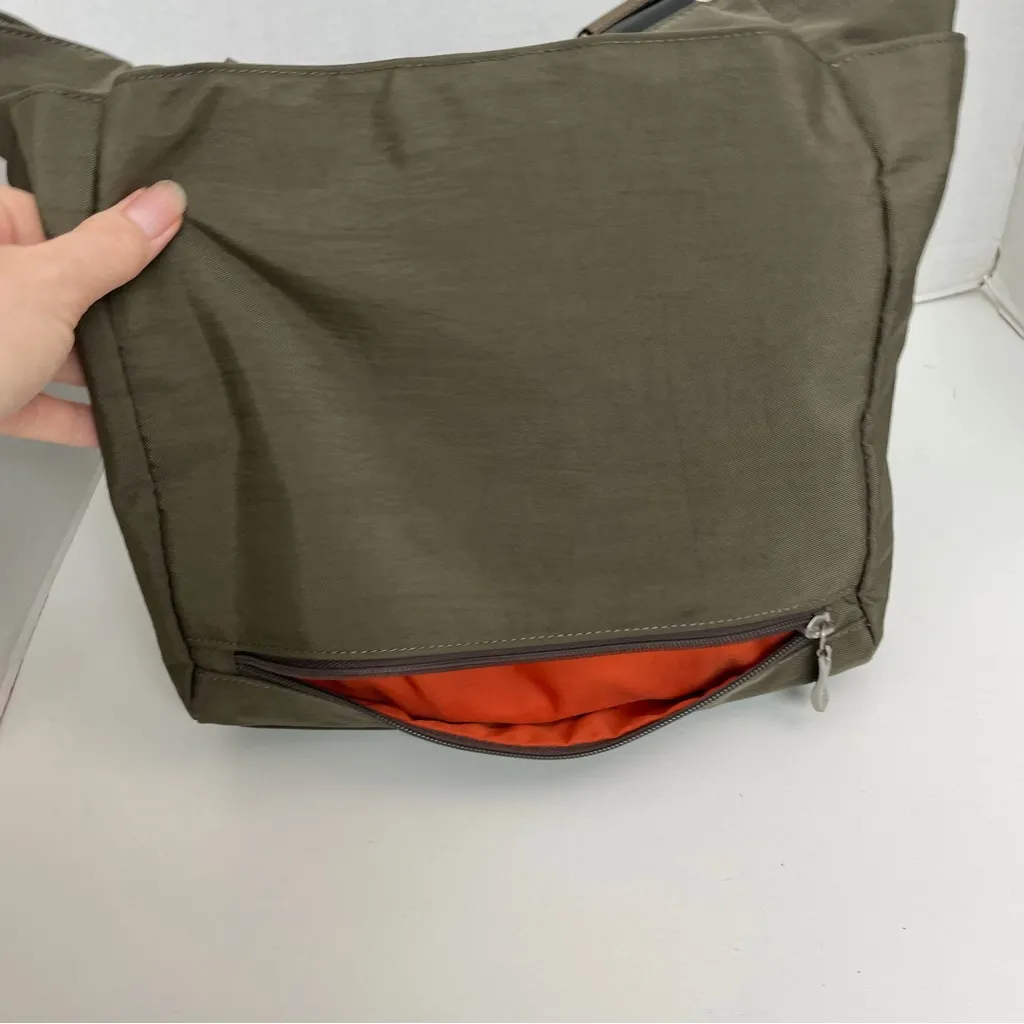 Baggalini Tote Bag Purse Personal Item Carry On Travel Pockets Olive Green - Image 14