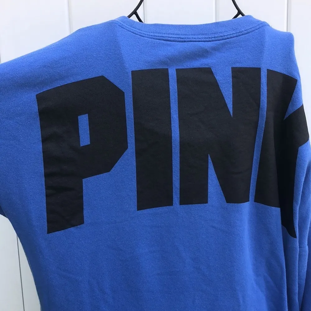 PINK Victoria’s Secret crew neck oversized sweatshirt medium blue sweatshirt​​ - Image 3