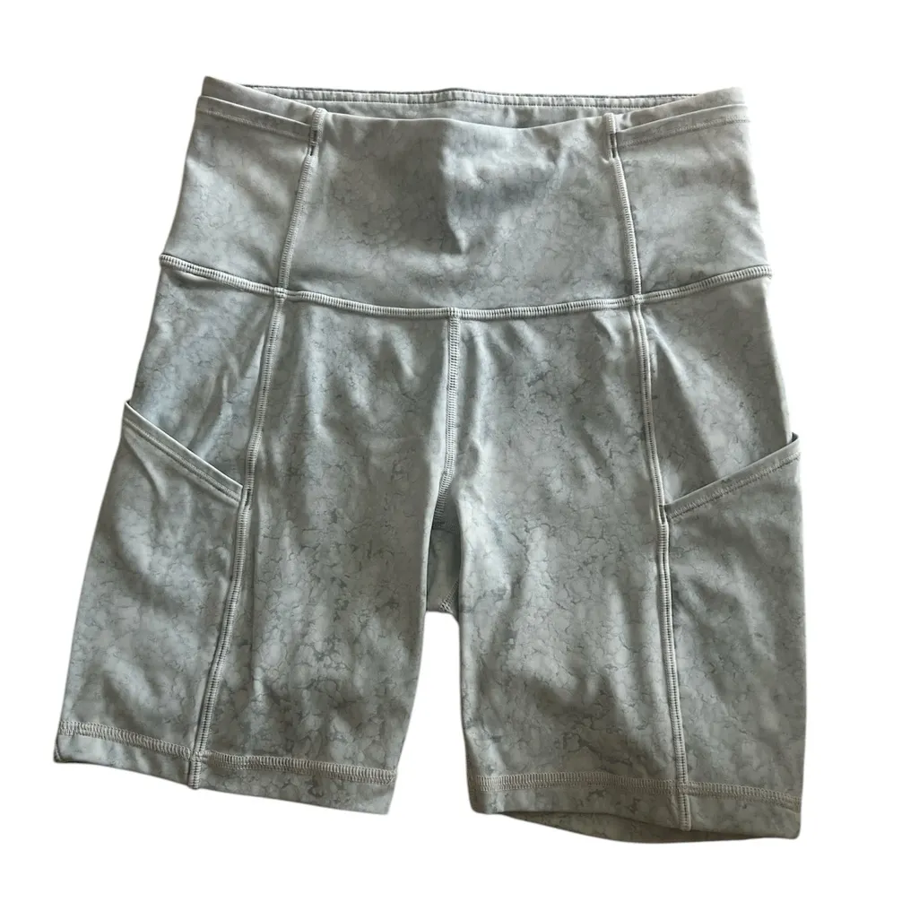 Lululemon Fast and Free Short 10"
City Grit White Blue Fog‎ size 4 - Image 5