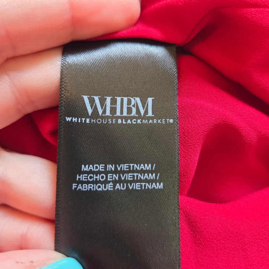 White House Black Market Sleeveless Red and Pink Feather Print Blouse - Image 8