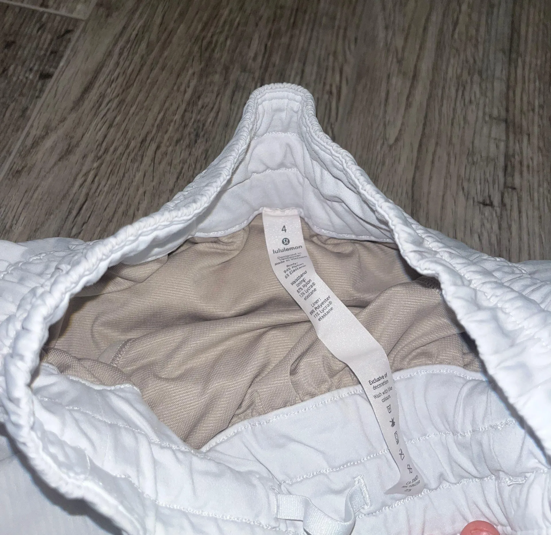 Lululemon Tracker Shorts - Image 4