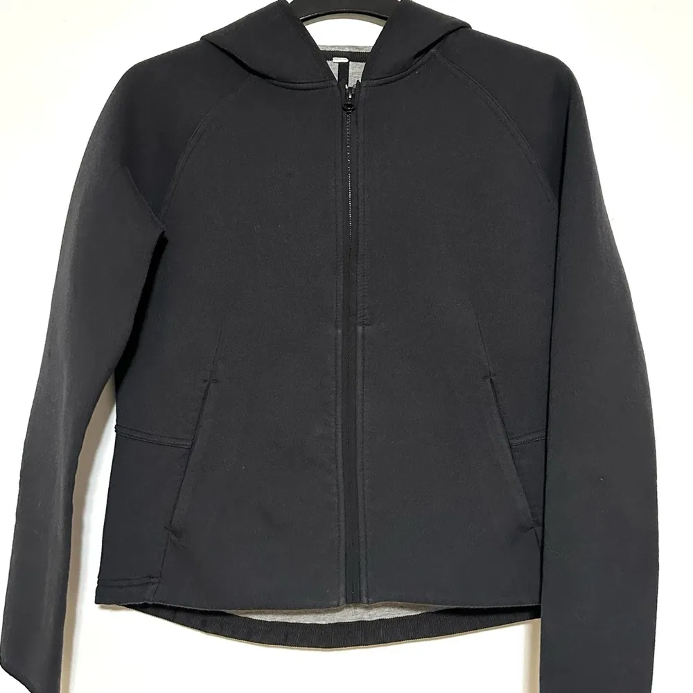 Lululemon City Bound Hoodie Size 6 - Image 2