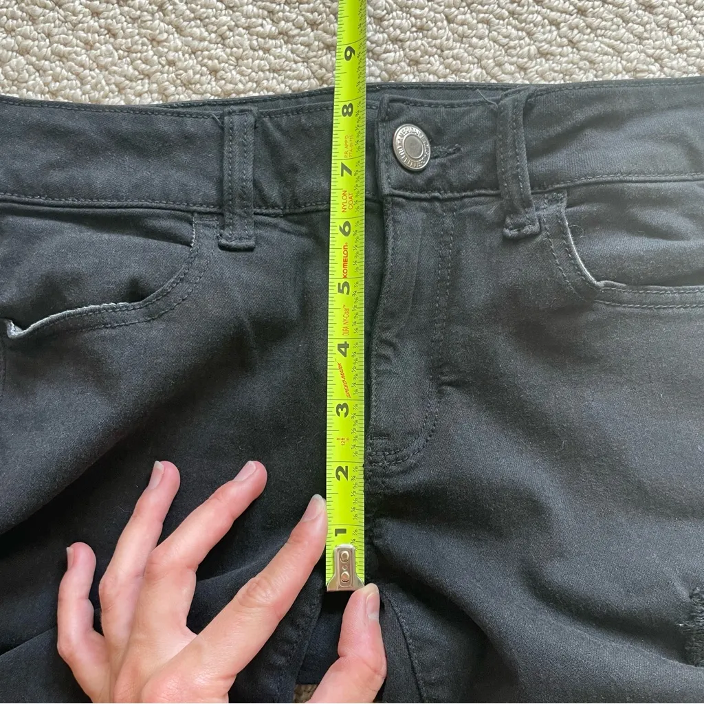American Eagle Black Denim Ripped Knee Jegging Skinny Mid Rise Jean 4 - Image 5