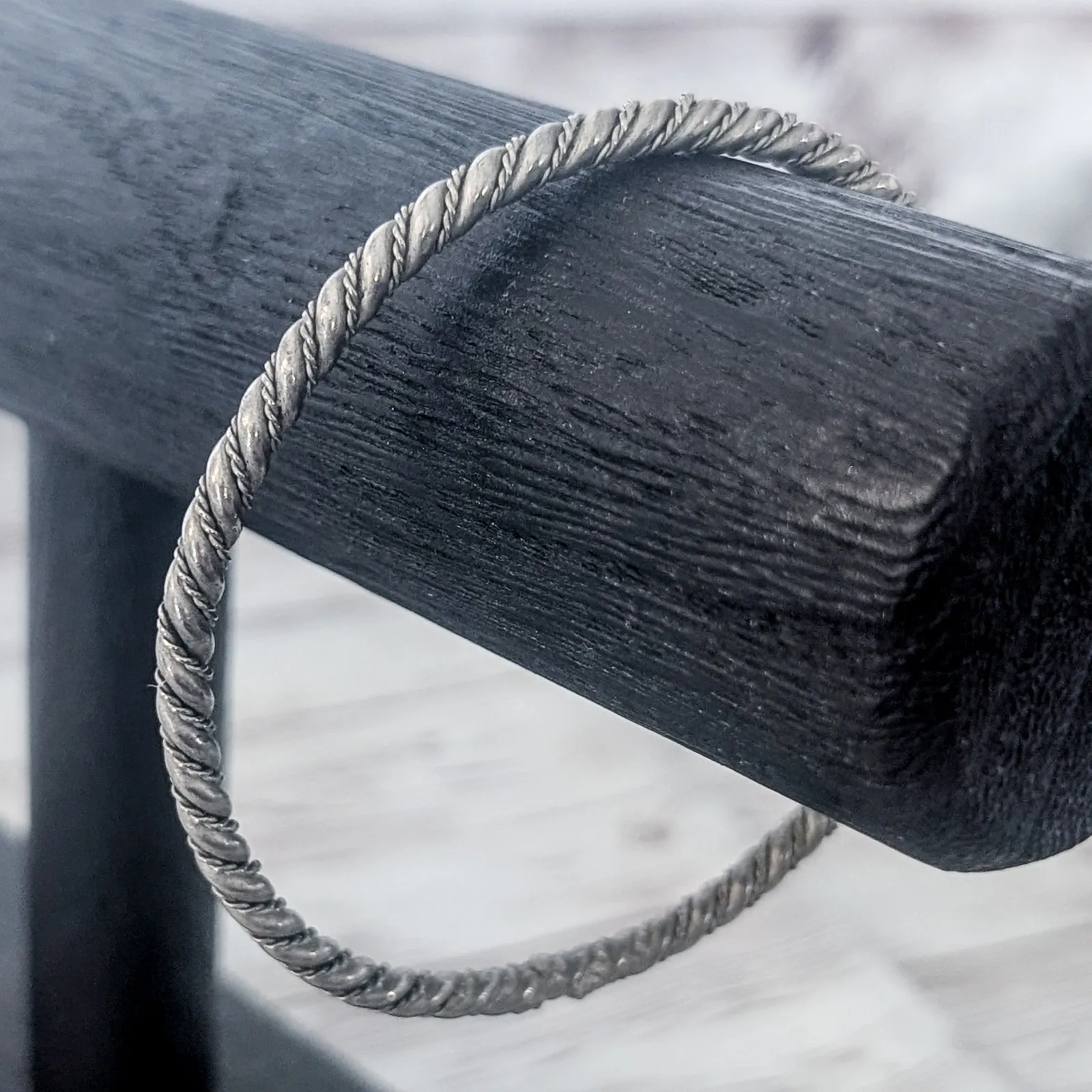 Vintage Bracelet Silver Tone Twisted Design 8" - Image 2