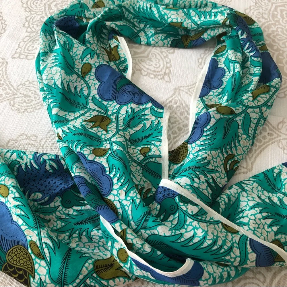 Vintage Honey Blue & Green Floral 100% Silk Scarf - Image 2