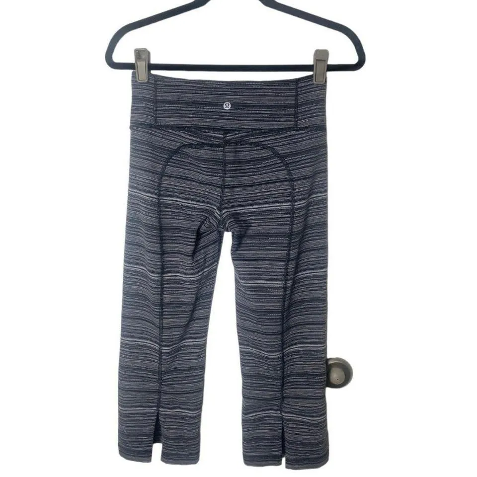 Lululemon SZ 6 grey striped cropped leggings - Image 7