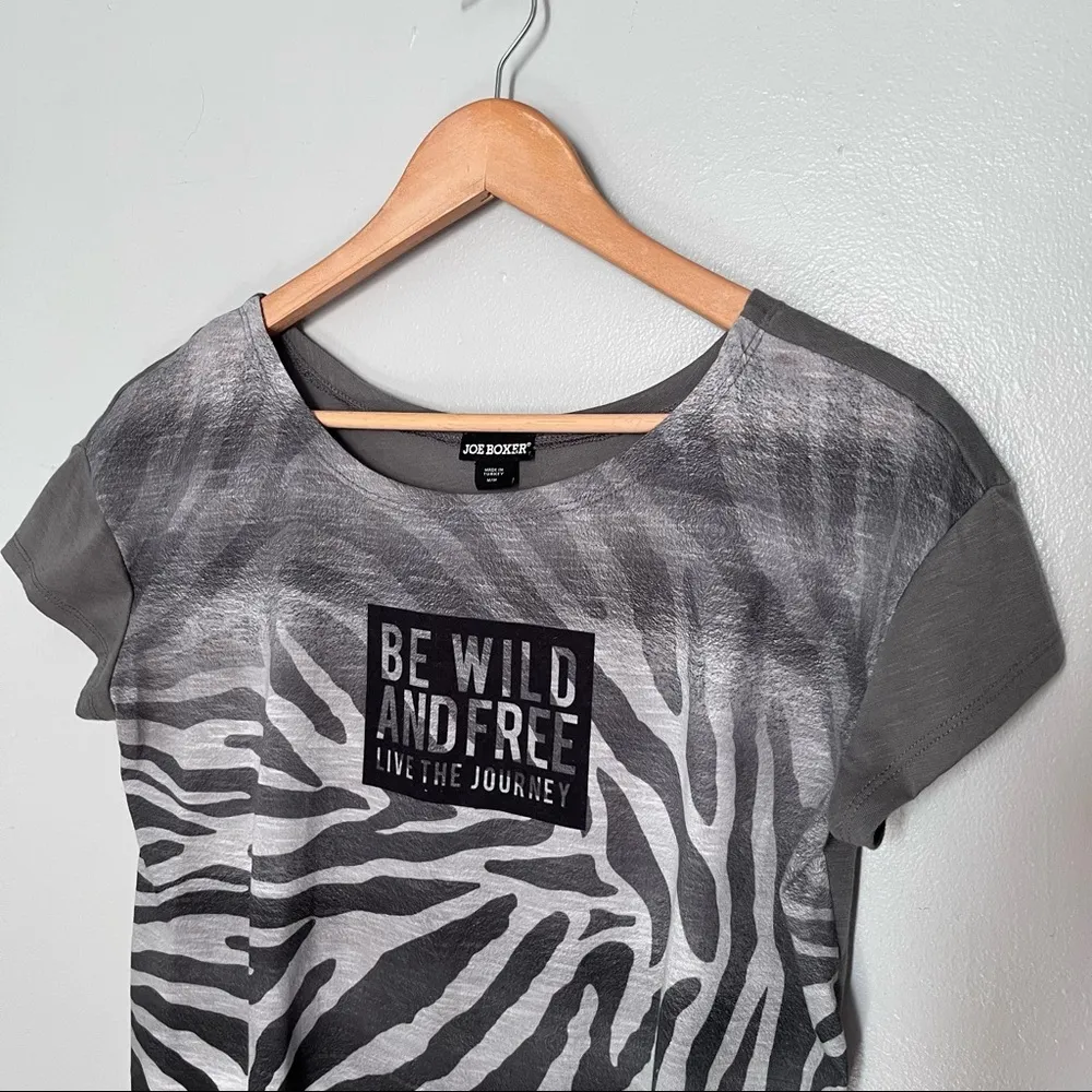 Joe Boxer Be Wild Be Free Zebra Animal Print Lightweight Shirt Grey Medium - Image 3