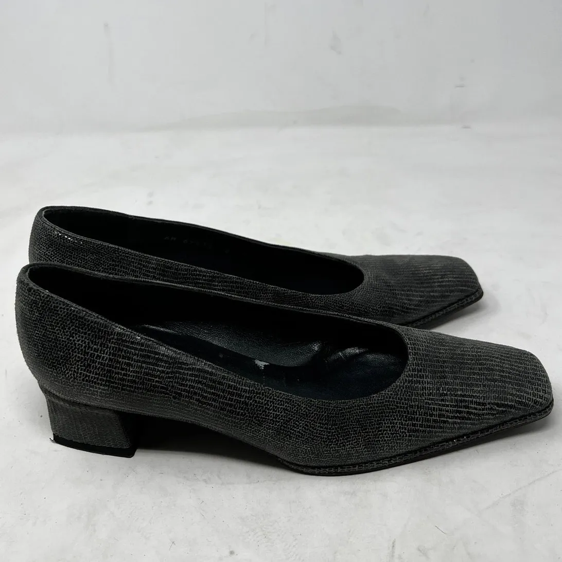 Stuart Weitzman Pump Women's Closed Toe Heels Shoes Faux Leather Black Size‎ 6W - Image 5