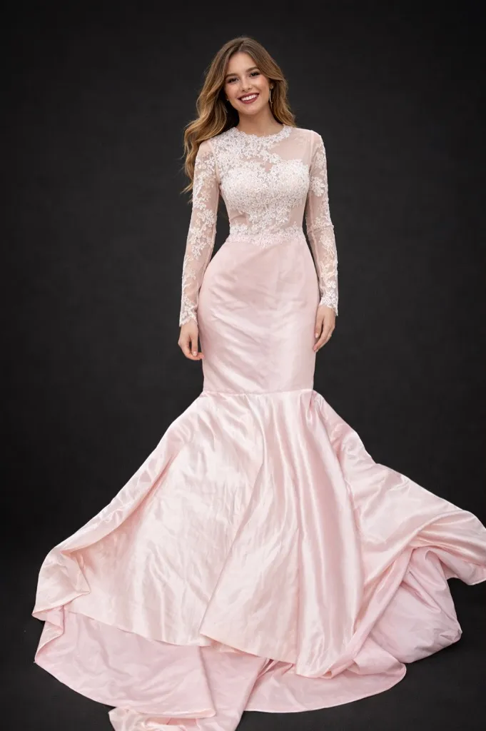 Chic Long Sleeve Pink Gown - Image 2