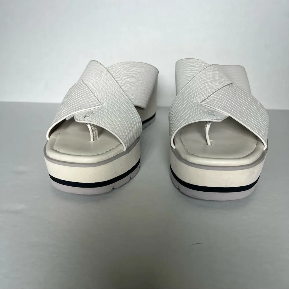 New! Donald J. Pliner Klara platform wedge sandal size 9.5 white - Image 2